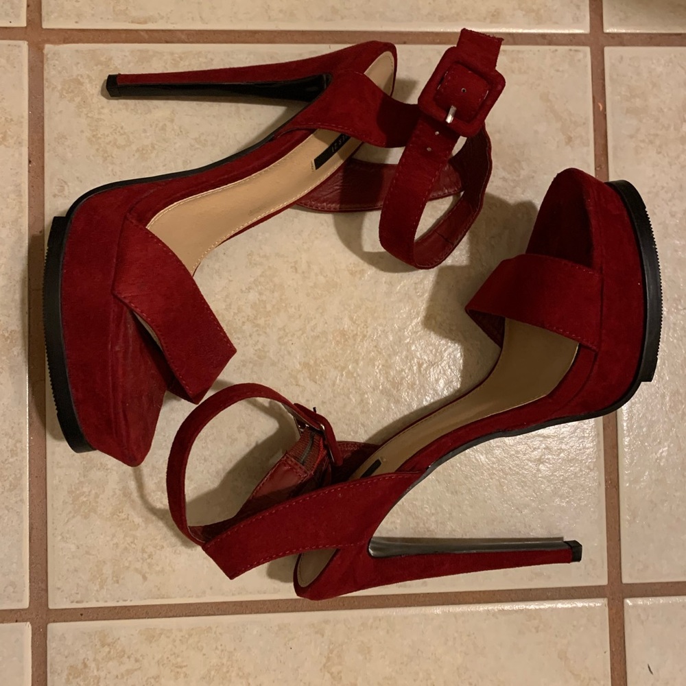 Strappy Open Toe Burgundy Heel Stiletto